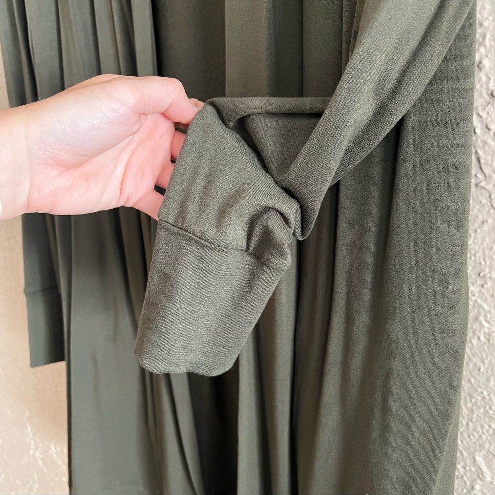 ⭐️ Daily Ritual Green Open-Front Cardigan Sweater - Picture 3 of 5